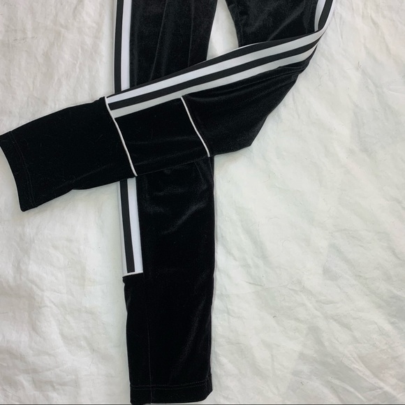 Velvety Adidas Leggings - Picture 7 of 10